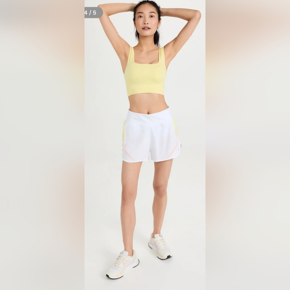 🌟HOST PICK NWT🌟NWT SWEATY BETTY TRACK SPEED RUNNING SHORTS. SIZE S